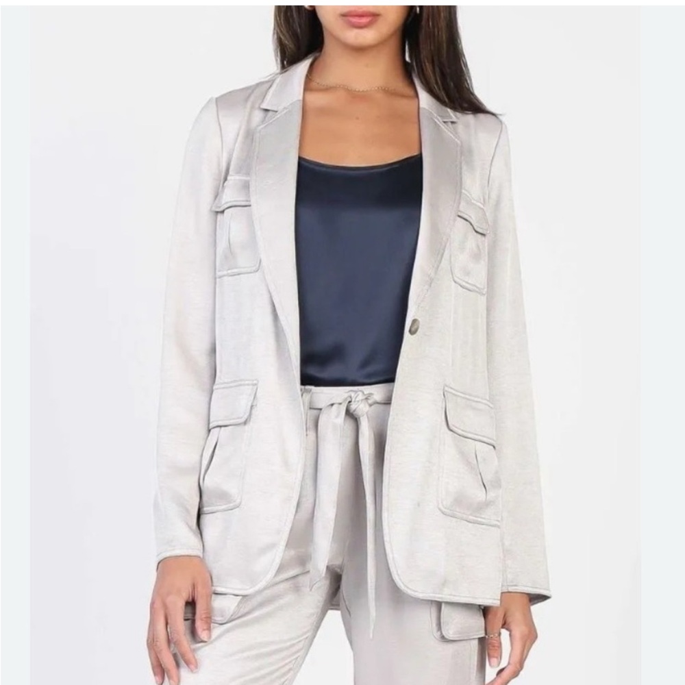 Current Air by Anthropologie Women's Silver Metallic Gray Blazer. XS NWT
